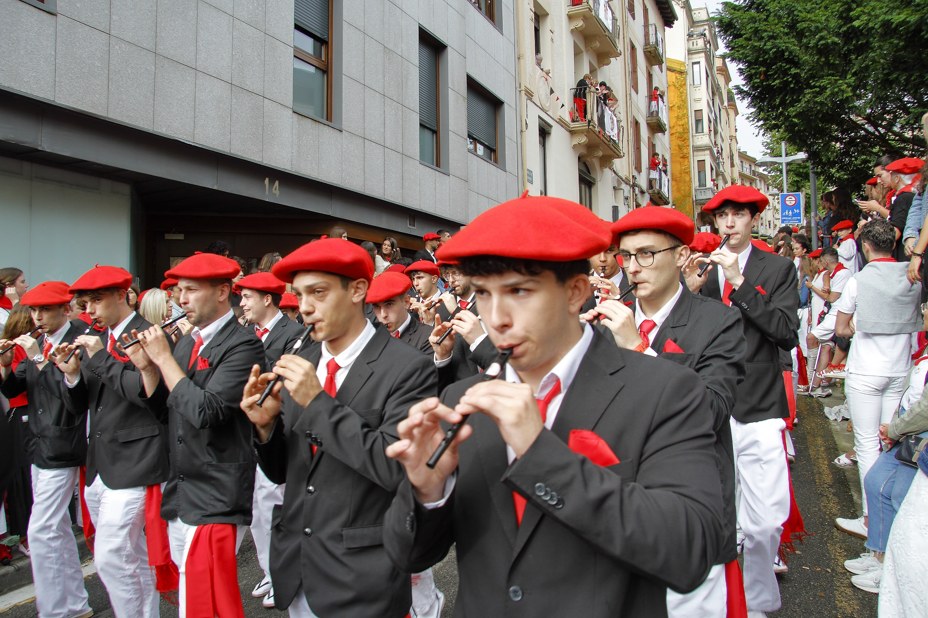 CompañiaBelaskoenea