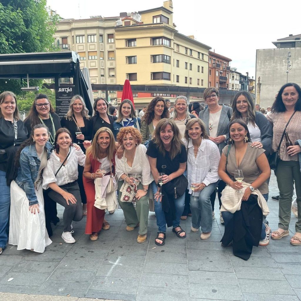 CompañiaBelaskoenea